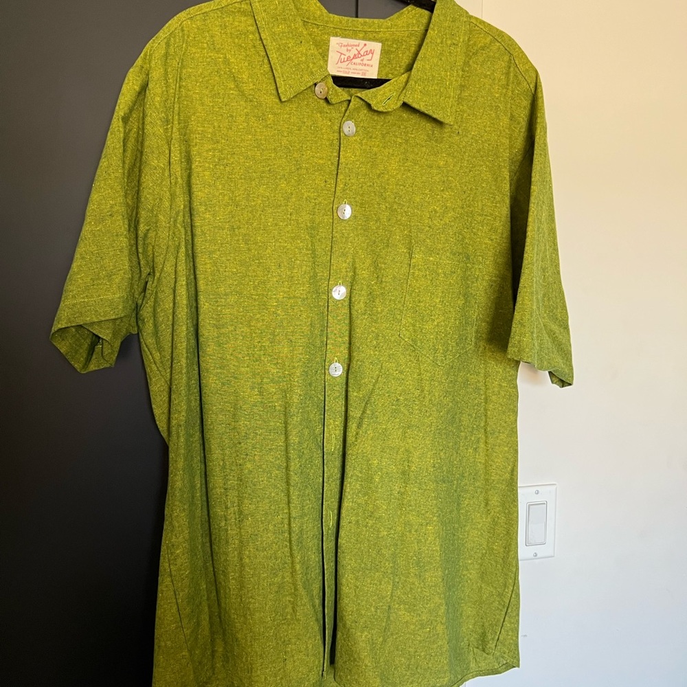 Tuesday of California by Tuesday Bassen Scott Shirt - Algae - NEW/Never Worn